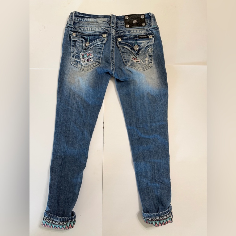 Miss Me Signature Cropped Jeans